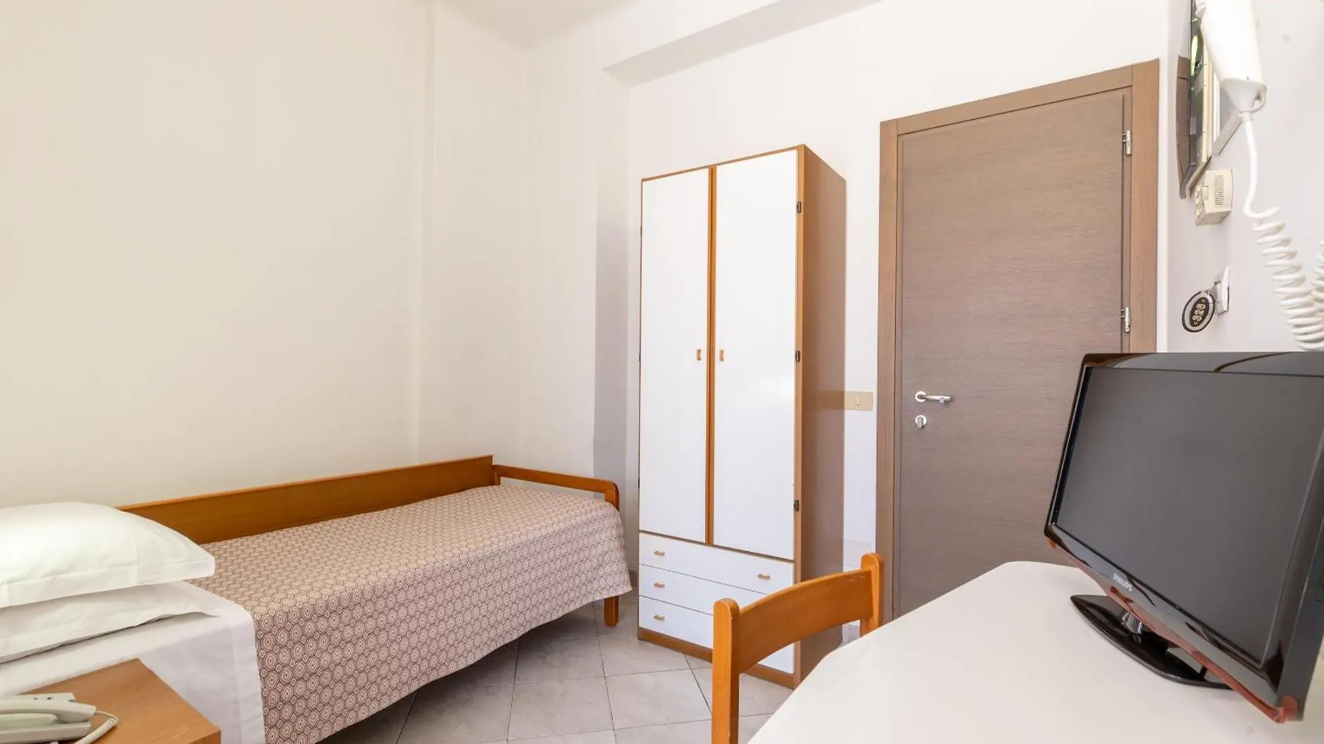 Hotel Sole Cattolica 3*,  İtalya